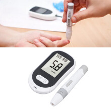 Blutzuckermessgerät ohne Codierung, diabetische Verbrauchsmaterialien, Blutzuckermonitor mit 50 Teststreifen und 50 Lanzetten