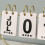 Calendario perpetuo giratorio con LED, corazón blanco, 25x6x29cm 8