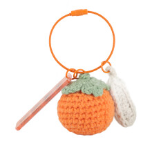 Llavero de peluche hecho a crochet color persimón, 40 g, 5 cm, 6x2 cm