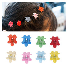 100 piezas de mini pinzas de garra con flores de dibujos animados - multicolor