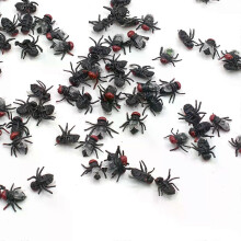 100 Pcs Gefälschte Fliegen Kunststoff Halloween Simulierte Insekten Fly Bugs Witz Spielzeug Streich