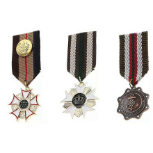 3 kpl palkintomitali nauhalla Uniform Pin rintaneula rintanappi Navy Style Epaulet-merkki miehille,