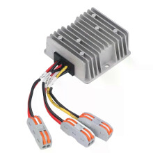 Contrôleur de charge solaire MPPT 300 W 20 A Contrôleur de charge solaire MPPT étanche pour l'électricité