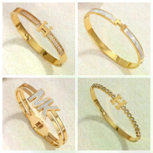 Bracciale classico alla moda con conchiglia del Reno per donne e uomini, bracciale unisex in acciaio