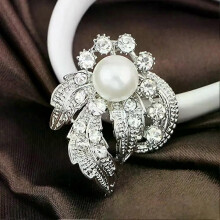 Elegante spilla da donna a forma di fiore, spilla di lusso con glitter per maglione, sciarpa, colletto,