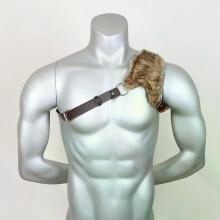 Men s Soldier Viking Fur Shoulder Throw Faux Fur Medieval Fur Shoulder Armor for Costume Stage Performance