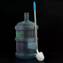 Spazzola di pulizia lunga per bottiglia d'acqua da 5 galloni con setole in nylon e manico in acciaio