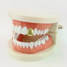 Nuovo braccialetto Hip Hop placcato in oro con griglie per denti dorate: accessorio perfetto per Halloween
