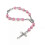 Braccialetti rosario con croce e fiore di rosa in plastica rosa per auto da donna 3