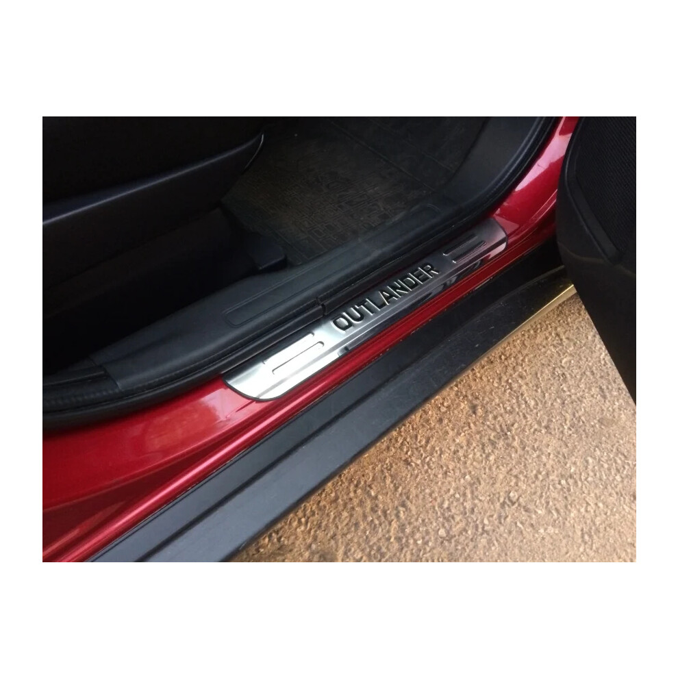 (4Pcs Door 1Set) Door Sill Protector Pedal Car Scuff Plate Styling Stickers Accessories 2024 For Mitsubishi Outlander 2013 2016 2018 2020 2023 6910529983163