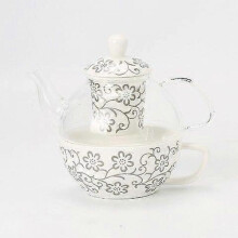(C)Teapot With A Cup Of Glass Teapot