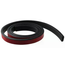 (5 x 15 x 1000 mm) 5 mm dikke zelfklevende tapes met antislip neopreen achterkant, massieve rubberen