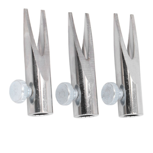 Lightweight Silver Eyeliner Sharpener with Easy-Grip and Cleaning Cover