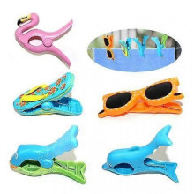 (dolphin) 1PC Cute Animal Beach Towel Clamp To Prevent The Wind Clamp Clothes Pegs Drying Racks Quilt Clip Beach Slipper Retaining Clip