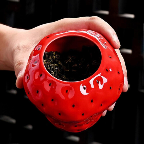 Strawberry-shaped ceramic jar with lid 1