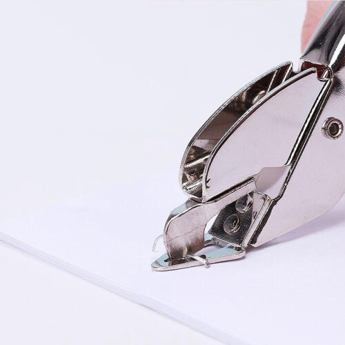 Handy Tool for Staple Removal, Efficient, Practical for Office Supplies, Compact, Ergonomic, Metal, Black 2