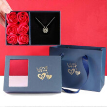 (Gold with rose box) Mother's Day Luxury Four Leaf Clover Pendant Necklace for Women Crystal Heart Magnetic Necklaces Rose Box Gift for Girlfriend Mom