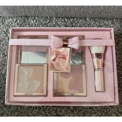 Ted Baker Ted Baker London Blushing Bloom Blush Makeup Set