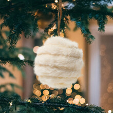 (Beige) 6cm Hairy Velvet Ball Christmas Day Prop Christmas Tree Wreath Decoration Scene Arrangement Christmas Tree Decoration