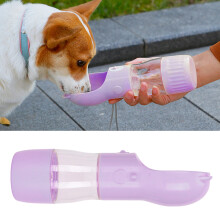 Lila Cartoon-Hund-Wasserflasche mit Leckerli 26x7 cm