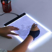 Tablette lumineuse LED A4 ultra fine et portable avec câble USB