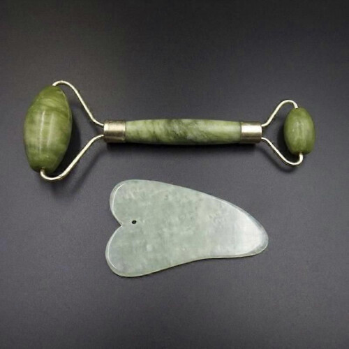 Jade Roller and Gua Sha Set Jade Roller Skin Roller Massager Slimming Tool for Your Face