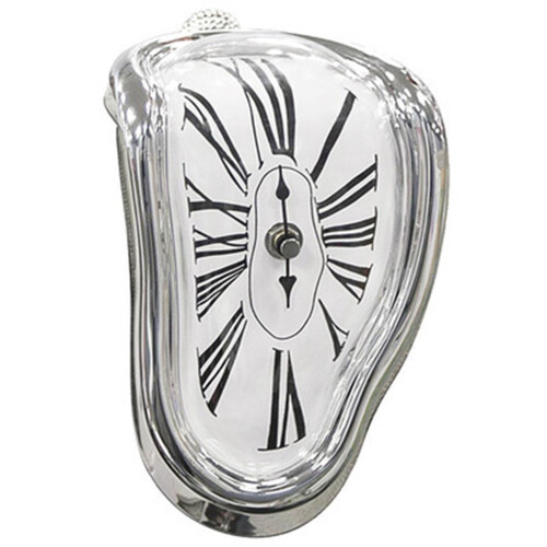 Stable Retro Silver Desk Clock - Feel Time Pass with Melting Design 1