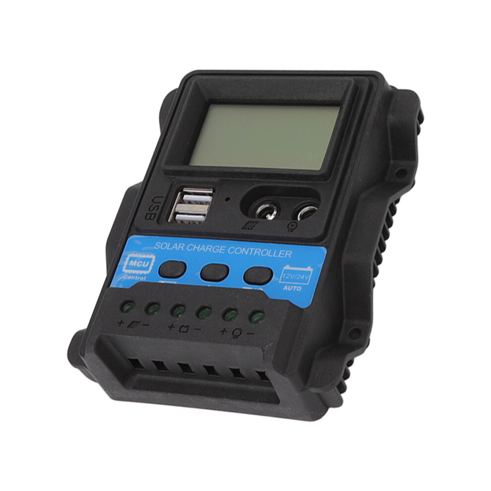 12V/24V Pwm Solar Charge Controller With Dual Usb, Lcd 10A 8111339611255