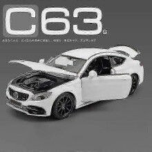 1:32 C63S Coupé Legerings Sportbilsmodell Gjuten Metall Leksaksfordon Hög Simulering Ljud och Ljus