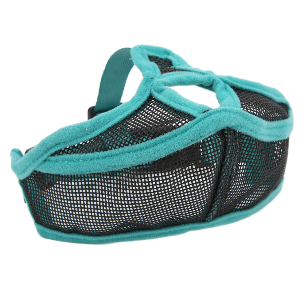 Short Snout Dog Muzzle Mesh Adjustable Breathable Anti Biting Bulldog Short Snout Muzzle for DogsS