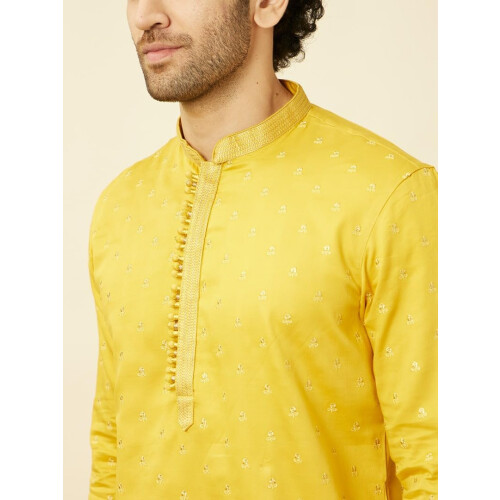 Manyavar heren mosterd katoen Kurta pyjamaset 2
