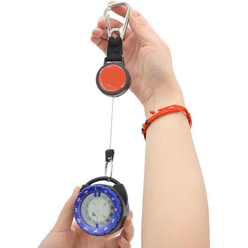 Diving Compasses Waterproof Dive Compasses Underwater Compasses with Luminous Features and Adjustable Clamp 2