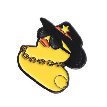 Cute Metal Duckling Brooch Pin for Everyday Wear, Secure Fastening, Perfect Gift for Animal Lovers, Colorful Design