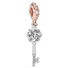 (SS211) 2025 Grand display of cute pink - series beads, teddy bears, butterflies, "Mom" words, etc., full of girlish charm