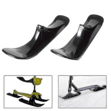 (1438) 2 stuks sneeuwscooters, ski's, snowboards, kinderslee-scooters, elektrische fietsen, ski's, skateboards,