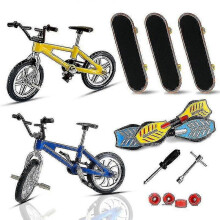 (11838) Kit rampa per finger skate park con 1 mini skateboard per finger skate