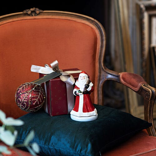 Villeroy & Boch Nostalgic Melody Turning Santa Music Box 2