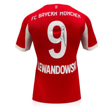 Robert Lewandowski Signed Bayern Munich 2025-26 Football Shirt