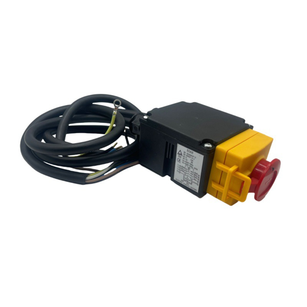 5P Industrial Plug In/Off Voltage Protection Electromagnetic Switch 4713733691969