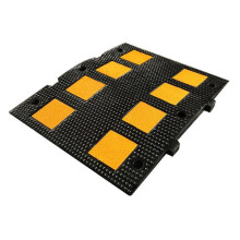 Rubber Speed Bumps, Reflective Road Buffer Strips, Yellow Black, 50x60x5cm, For Asphalt Concrete Gravel Roads