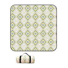 Outdoor Picnic Blanket Waterproof Extra Large 200cm x 200cm 4mm Thick 3-Layer Rollable Beach Mat Park Blanket