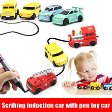 Lustiger Stift induktives Auto Lastwagen folge jeder gezeichneten schwarzen Linie Mini-Spielzeug Bildungsspielzeug Engineering-Fahrzeuge