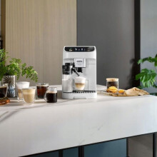 Espresso-kahvikone - DELONGHI - Magnifica Plus ECAM320.60.W - 15 baaria - 1450 W - Jauhettu kahvi