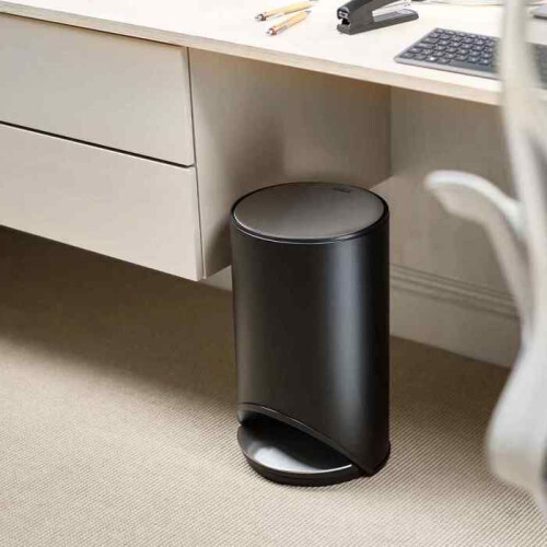 Joseph Joseph JOSEPH JOSEPH Arc Easy-Push Matte Black Pedal Bin 10L 2