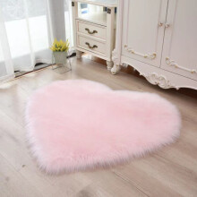 (Light pink, 40*50 CM) The heart-shaped carpet is comfortable and soft for the bedroom, living room, bedside, room, bay window, hotel and guesthouse floor MATS