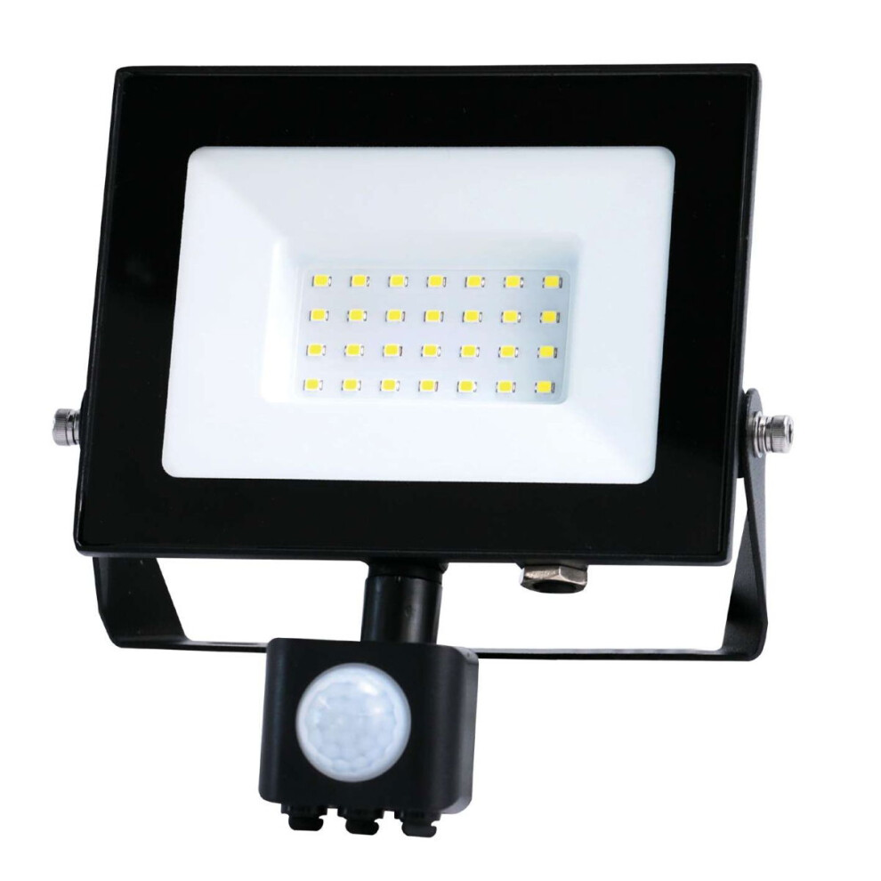 Eveready 30W Ip44 Led Pir Floodlight - 3,150 Lumen - 4,000K Cool White