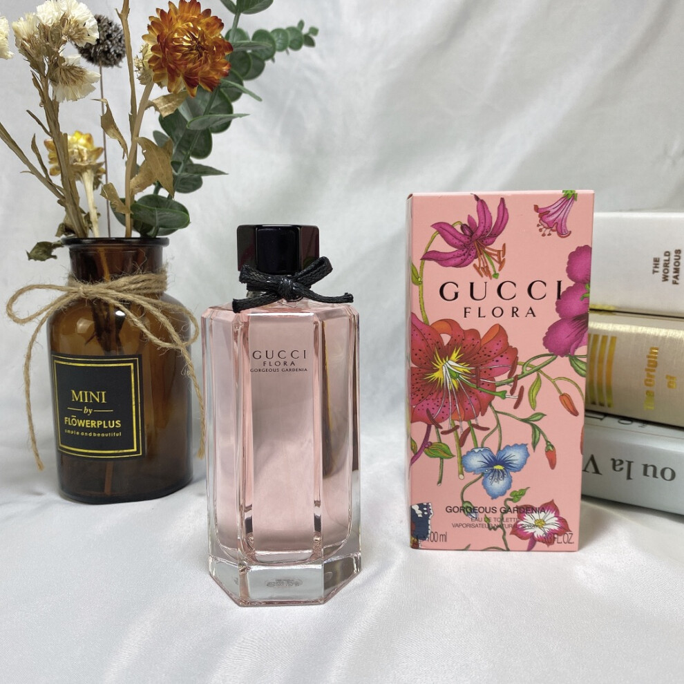 Gucci Flora Gorgeous Gardenia Women's Perfume, 2017 Limited Edition, 100ml (featuring a floral fragrance with notes of gardenia)