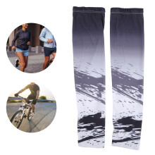 1 Paar Eisseiden-Armsleeves UV-Sonnenschutz Verlängert Dünn Atmungsaktiv Schnell Trocknend Kühl Armschützer für SommerSport Schwarz