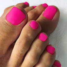 Outyua Hot Pink Press-On Zehennägel Matte Kurz Fake Zehennägel Acryl Vollabdeckung Fußnägel