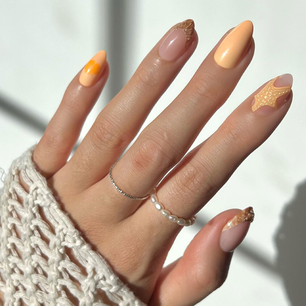 Glamnetic Orange Press On Nails - Sunny Shores | Short Almond Fake Nails With 3D Starfish Salon Quality Summer Nails | 15 Sizes - 30 Nail Kit Wi